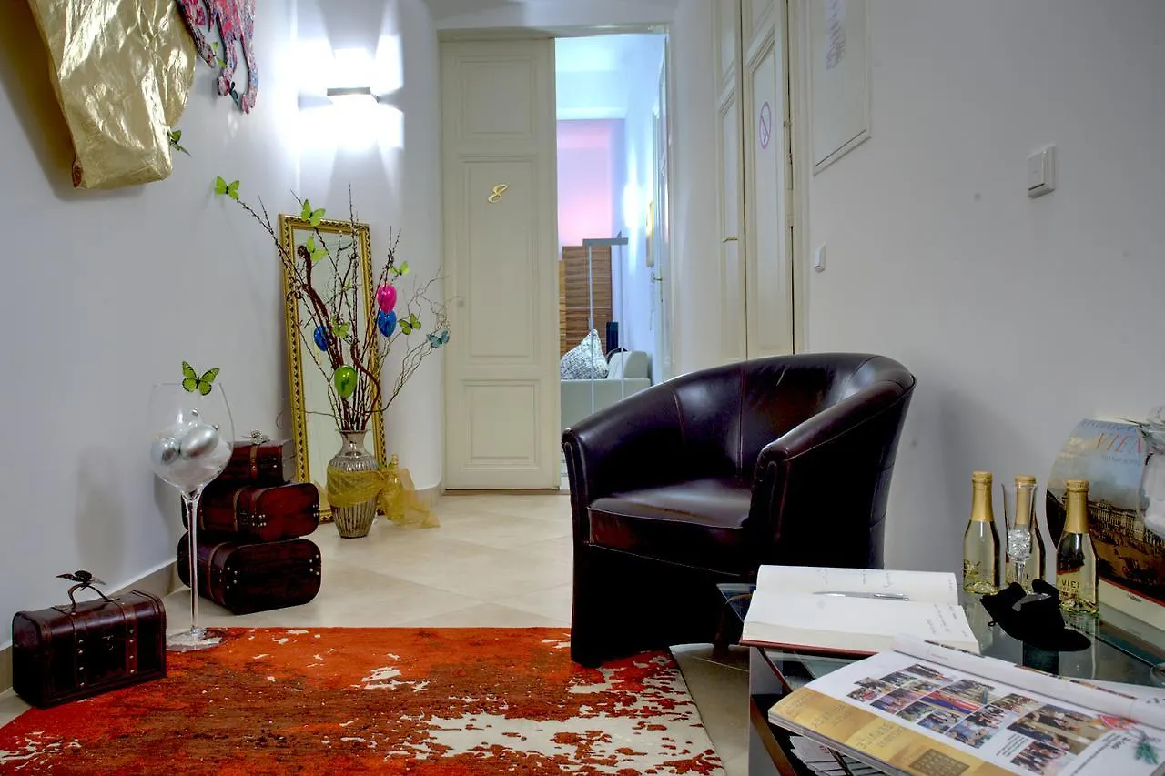 Vca Vienna City Apartments 4*,